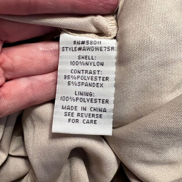 Melrose Women’s Trumpet Evening Gown in Nude/Black Lace Overlay Size 6 - Picture 8 of 13